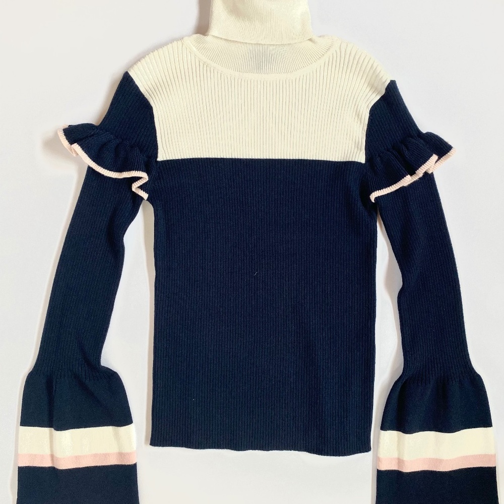VERTIGO Bell Sleeve Turtleneck Sweater